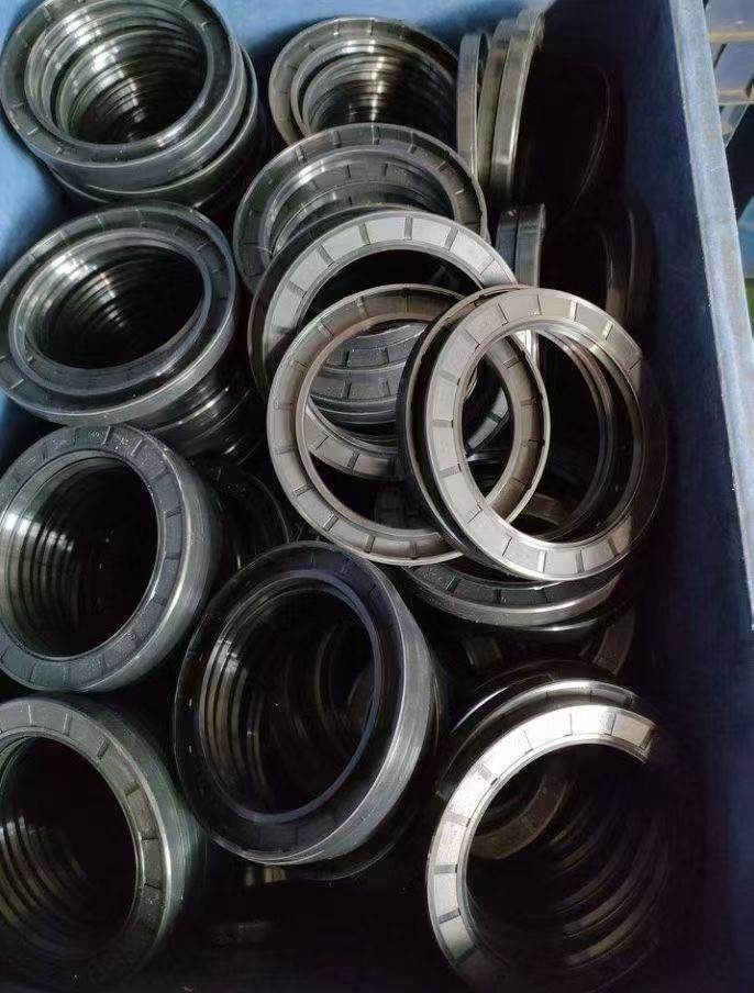 What Happens If an Oil Seal Leaks?